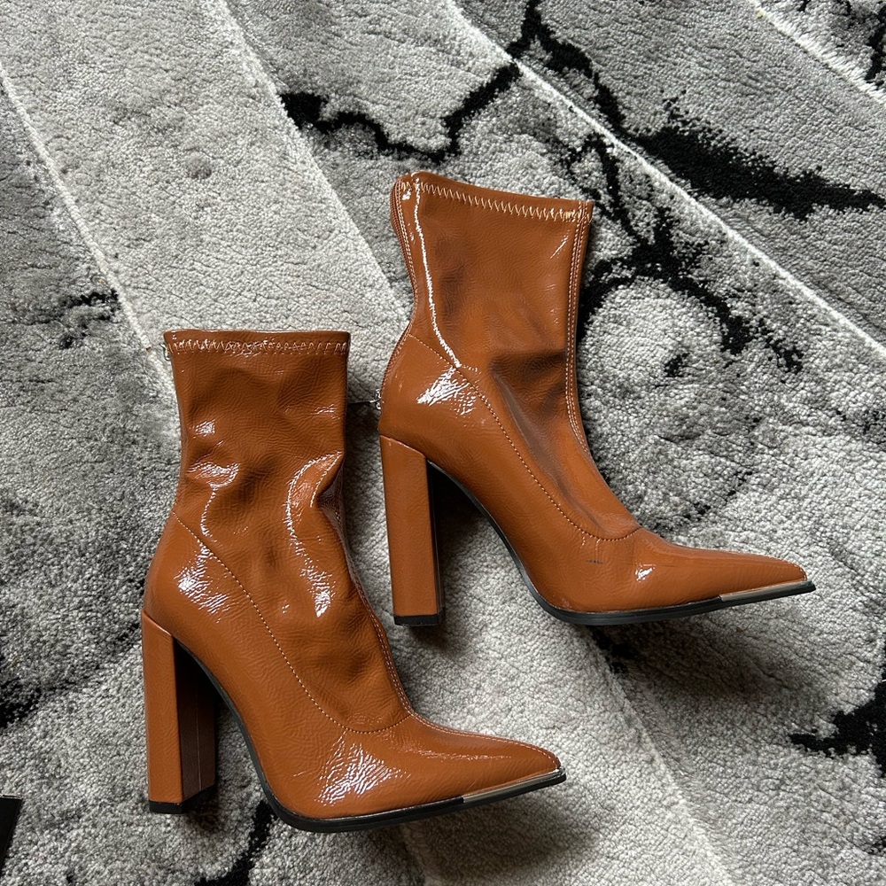 PrettyLittleThing Tan Patent Heeled Boots